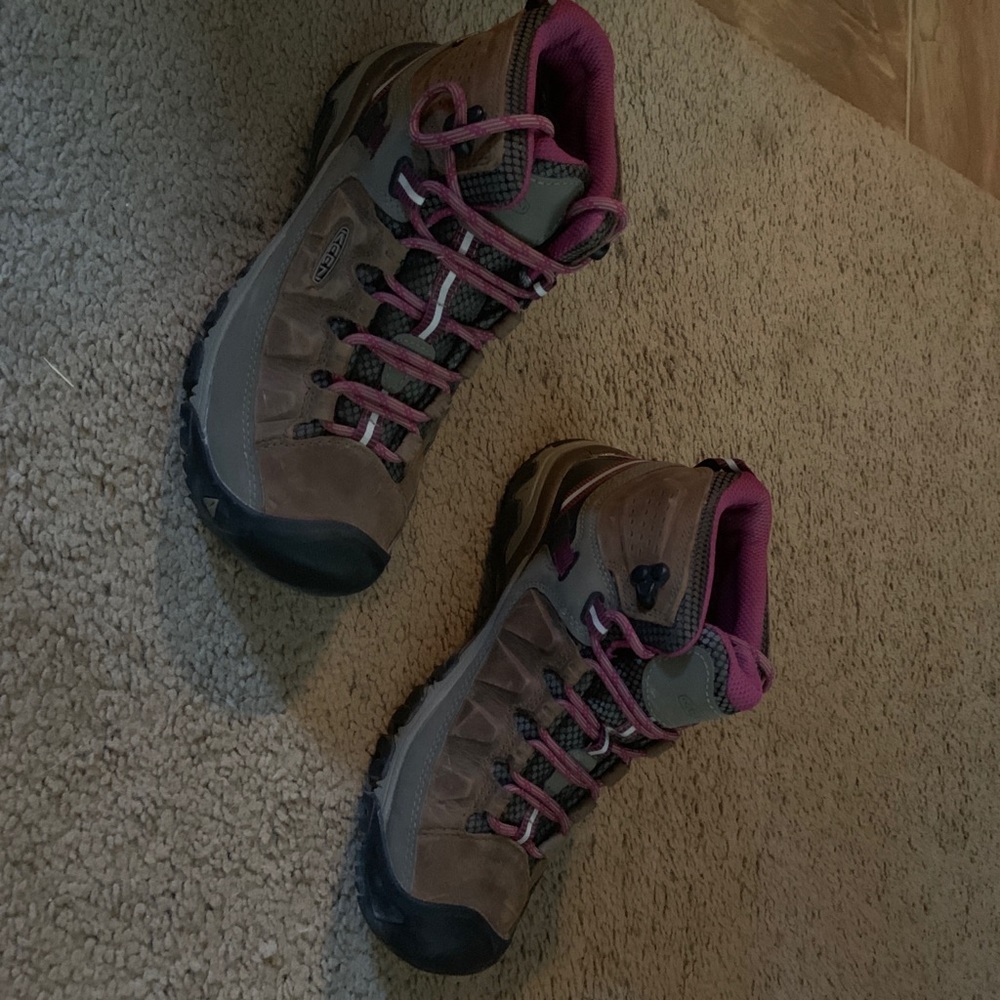 Keen hiking boots